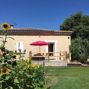 https://l-escapade.fr-provencehotel.com